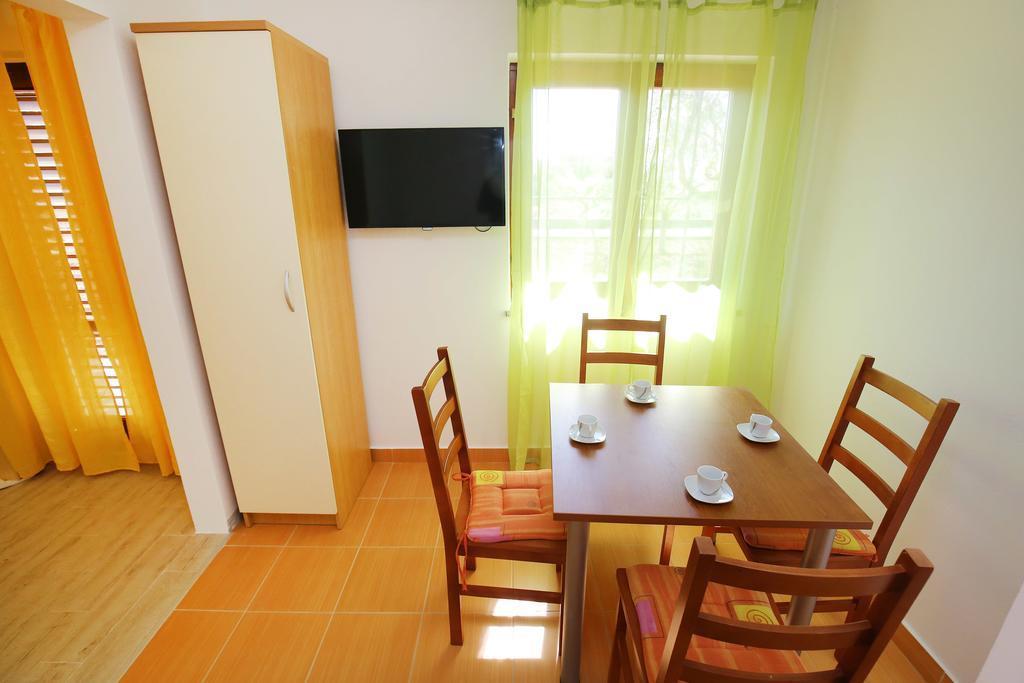 Holiday Home Zemljak Sukošan Exteriör bild